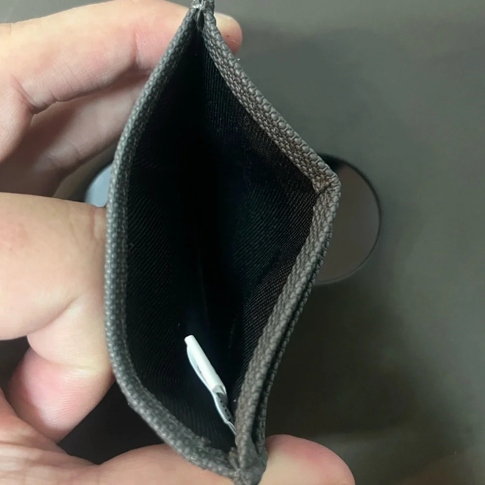 Izod Gray Card Holder Sleek Design